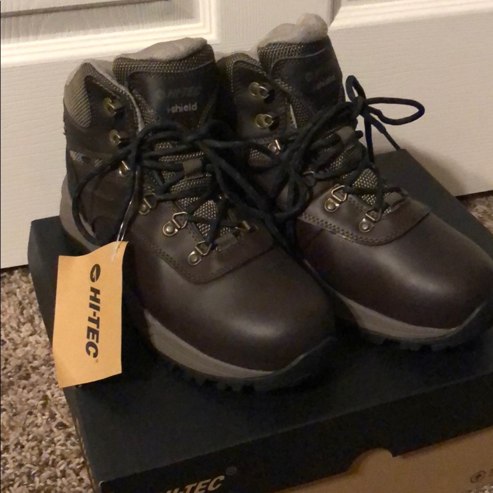 Hi Tec Hiking Boots BRAND NEW